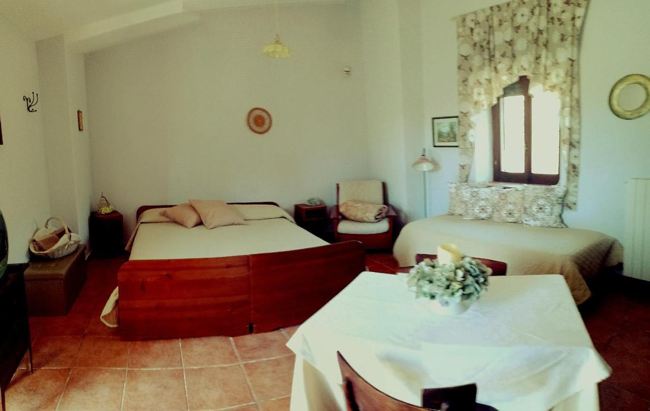 Villa Agriturismo Tre Santi Padula Exterior foto